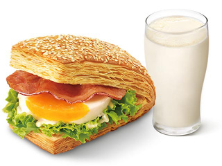 [餐饮一区]-肯德基-培根蛋法风烧饼+冰豆浆